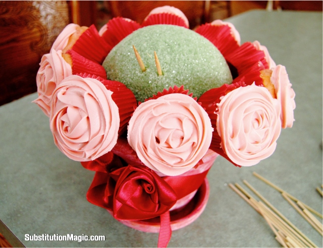 Cupcake Bouquet Instruction Photo